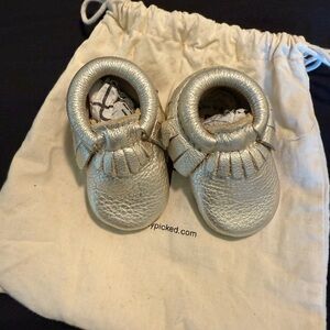 Freshly Picked newborn Moccasins